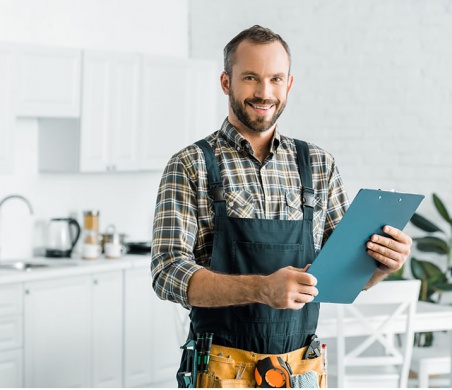 Why a License and Bond Matter When Hiring a Plumber
